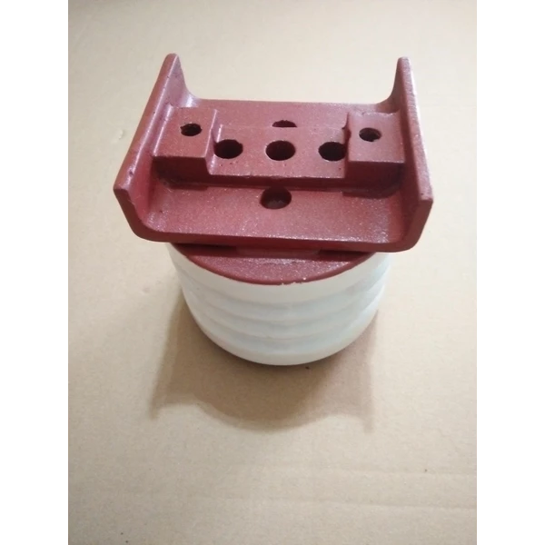 Isolator Keramik 6kV Ukuran Diameter 120mm x tinggi 130mm